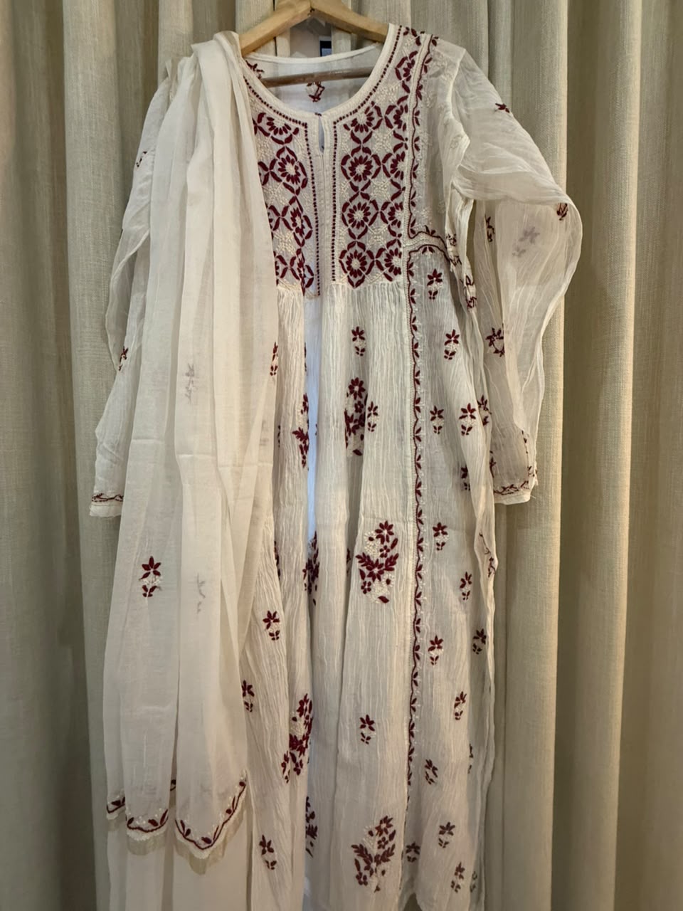 Pure Mul Chikankari Shirt & Dupatta Set – Ivory & Maroon