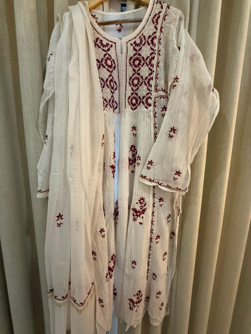 Pure Mul Chikankari Shirt & Dupatta Set – Ivory & Maroon